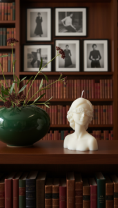 bougie buste féminin yeux bandés 